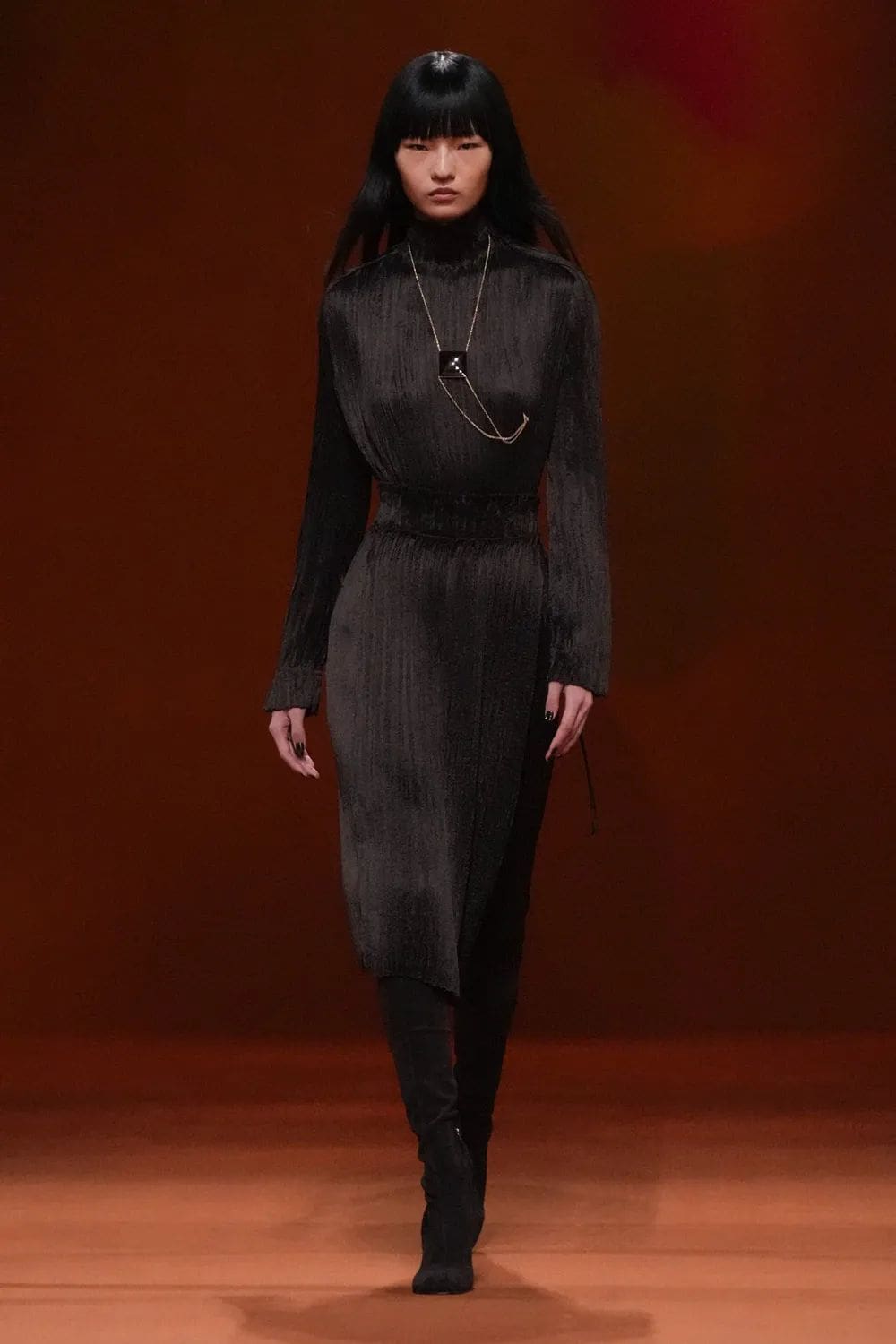 エルメス 秋冬 2023 2024 パリ Runway 雑誌56