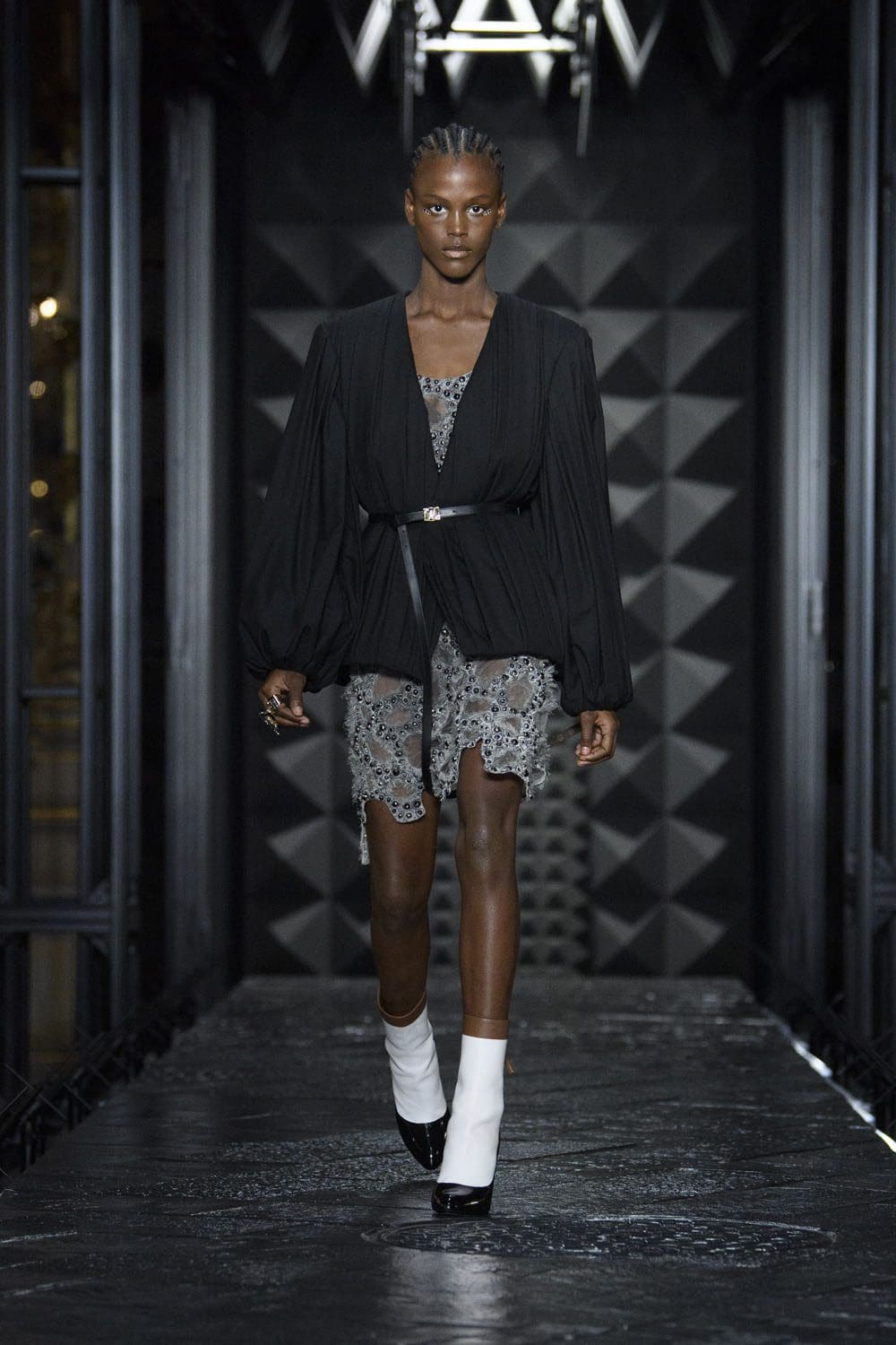 路易威登秋冬 2023 2024 Runway 2杂志