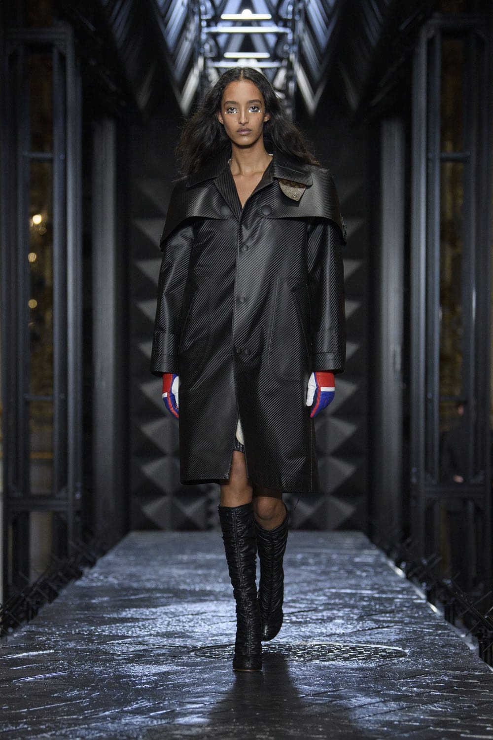 路易威登秋冬 2023 2024 Runway 33杂志