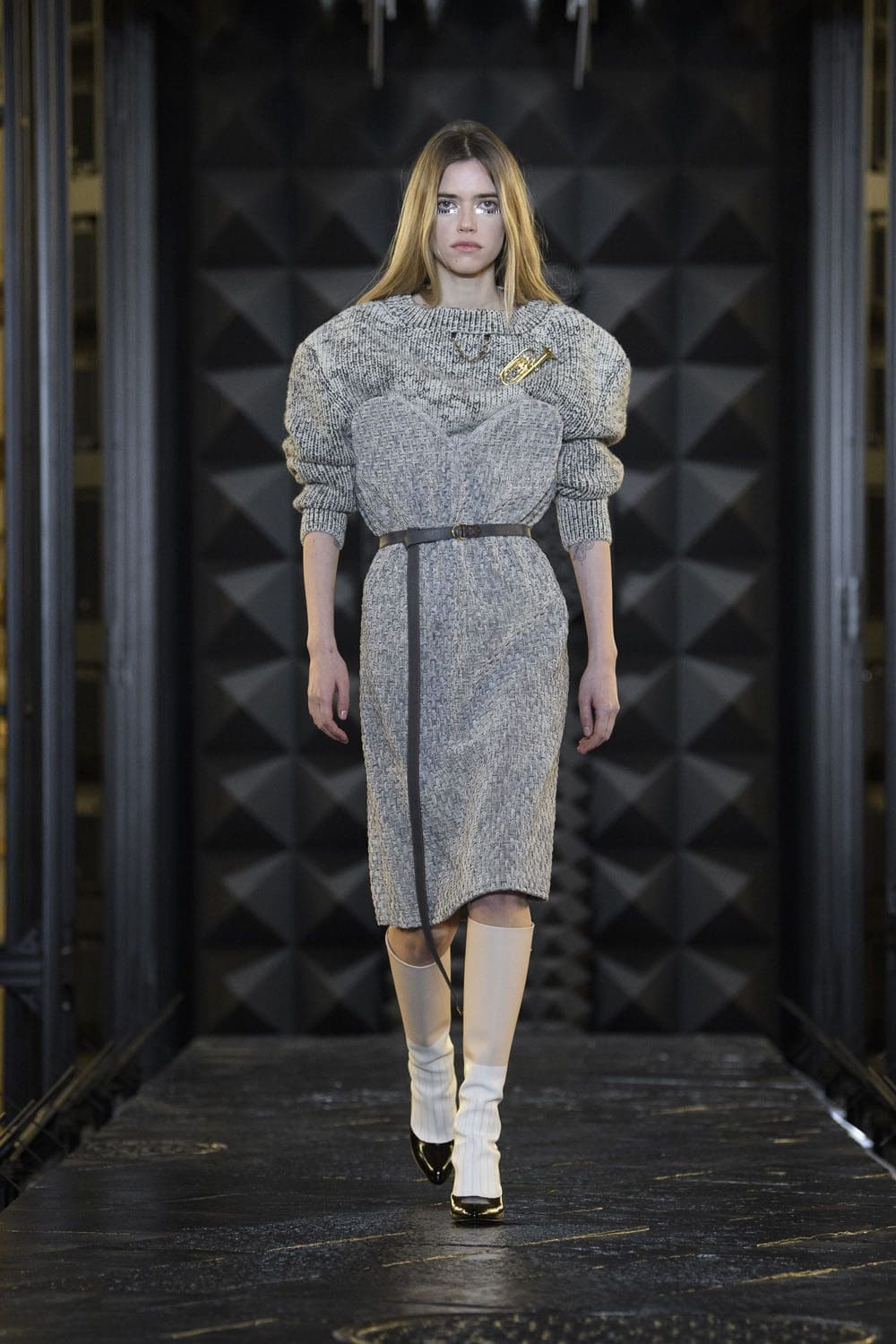 路易威登秋冬 2023 2024 Runway 7杂志
