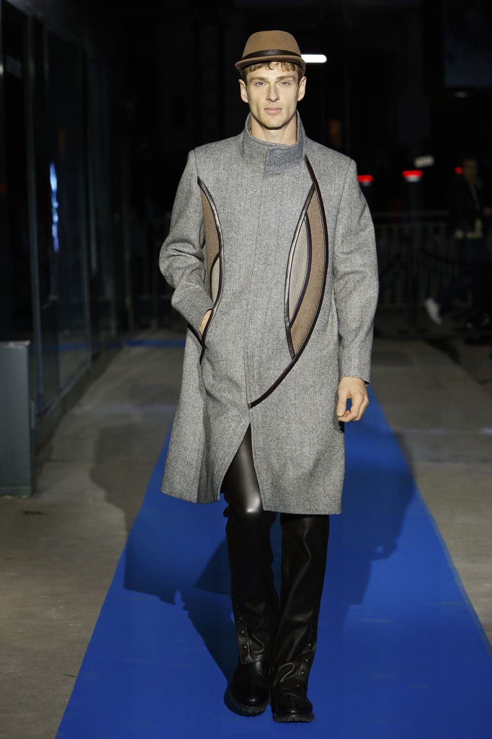 皮尔卡丹秋冬 2023 2024 Runway 8杂志