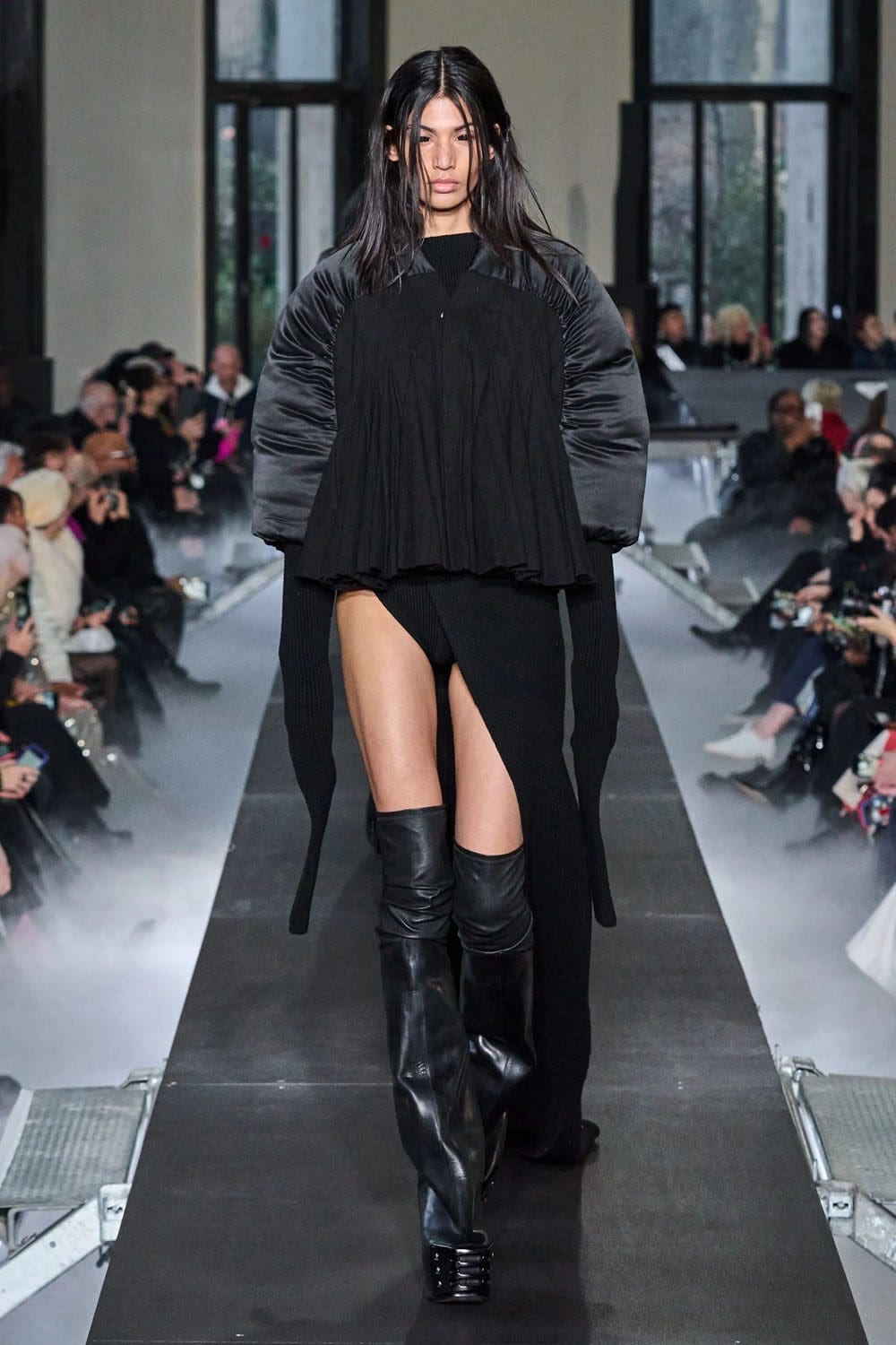 Rick Owens Autunno Inverno 2023 2024 Parigi Runway 35 Magazine