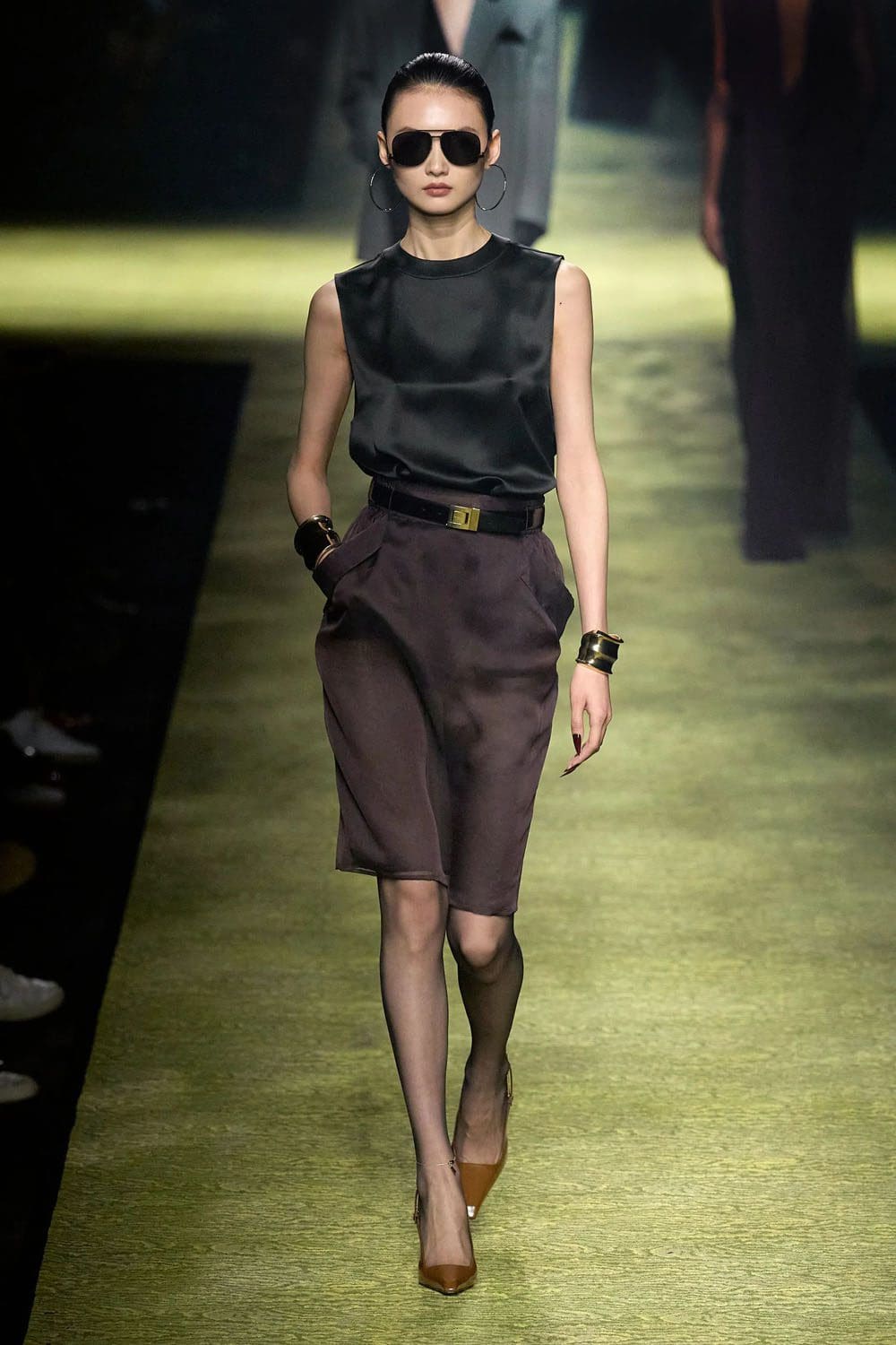 Saint Laurent 秋冬 2023 2024 巴黎 Runway 13杂志