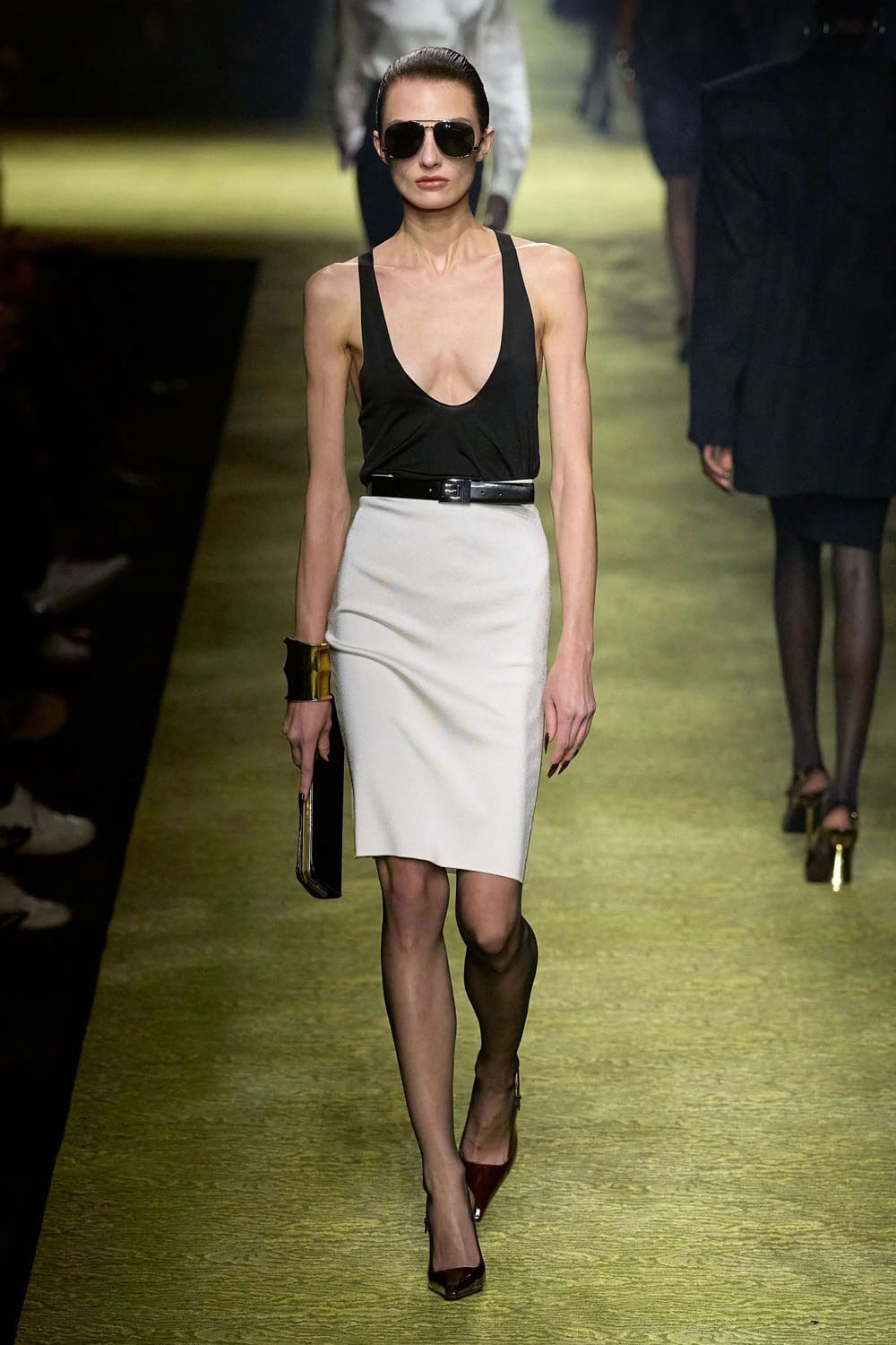 Saint Laurent 秋冬 2023 2024 巴黎 Runway 21杂志