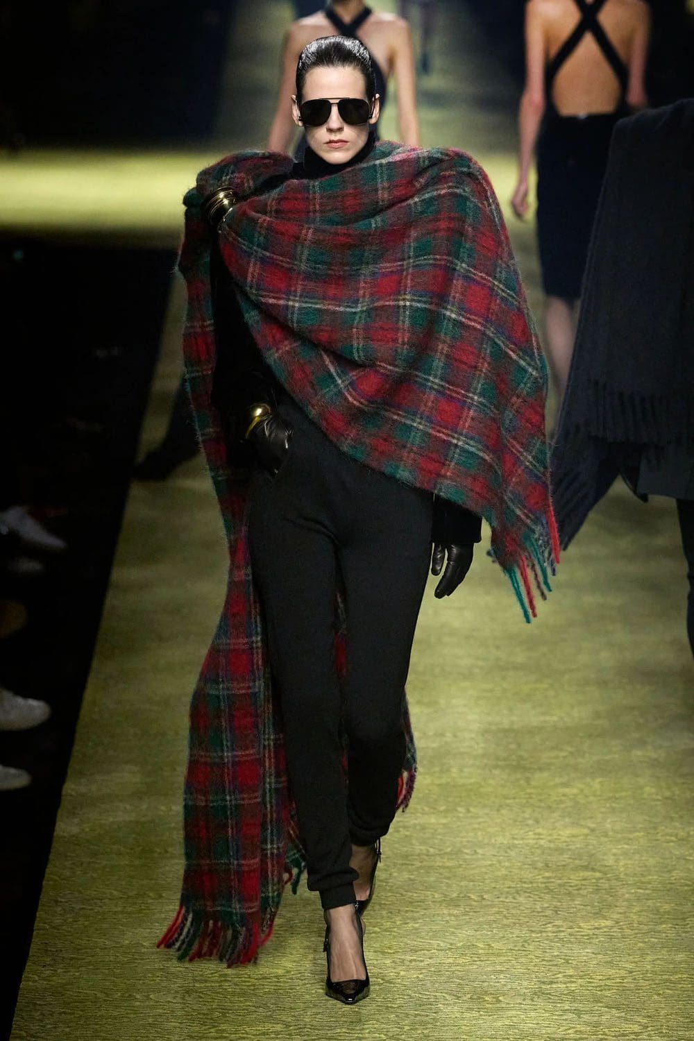 Saint Laurent 秋冬 2023 2024 巴黎 Runway 25杂志