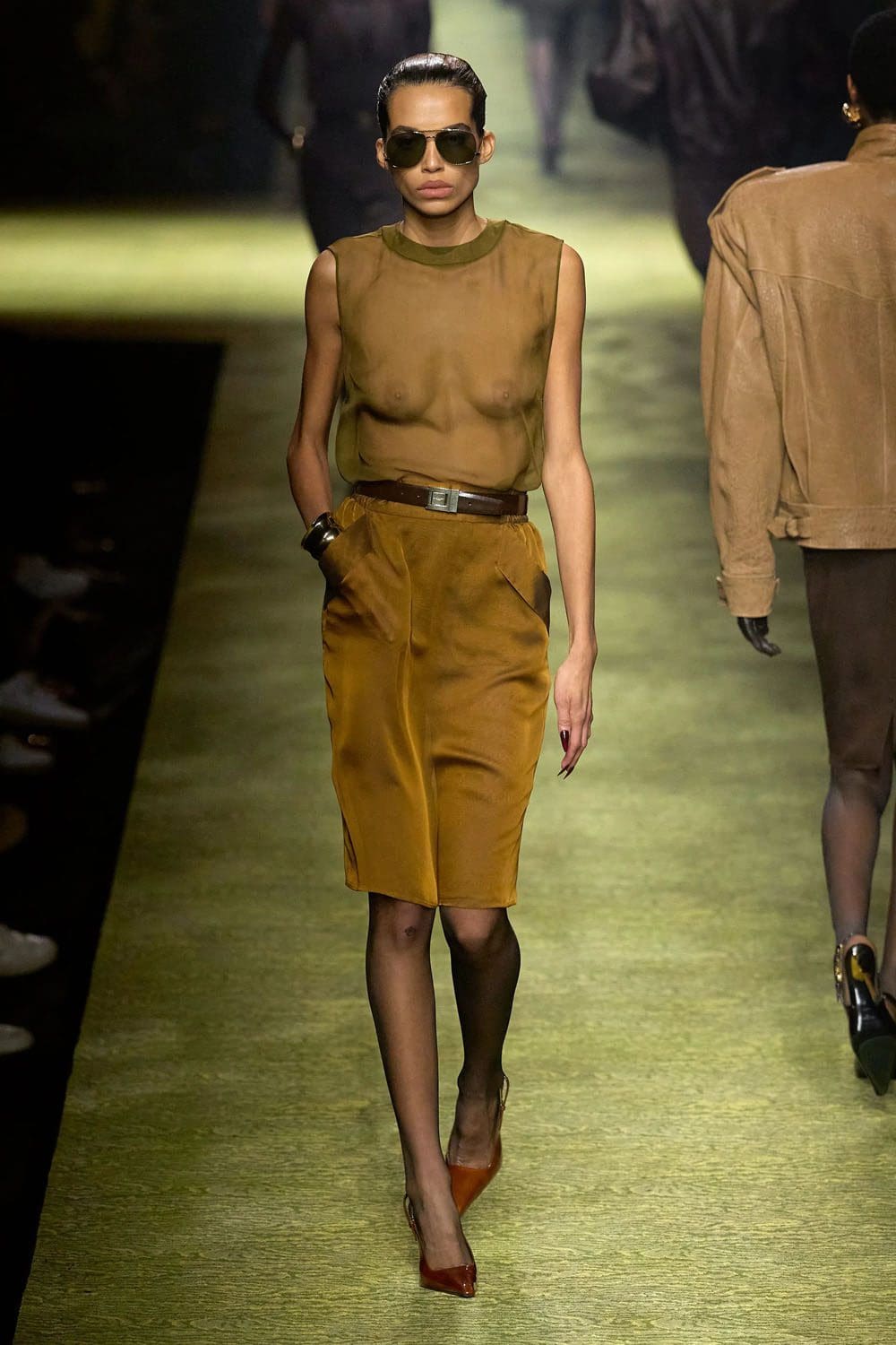 Saint Laurent 秋冬 2023 2024 巴黎 Runway 36杂志