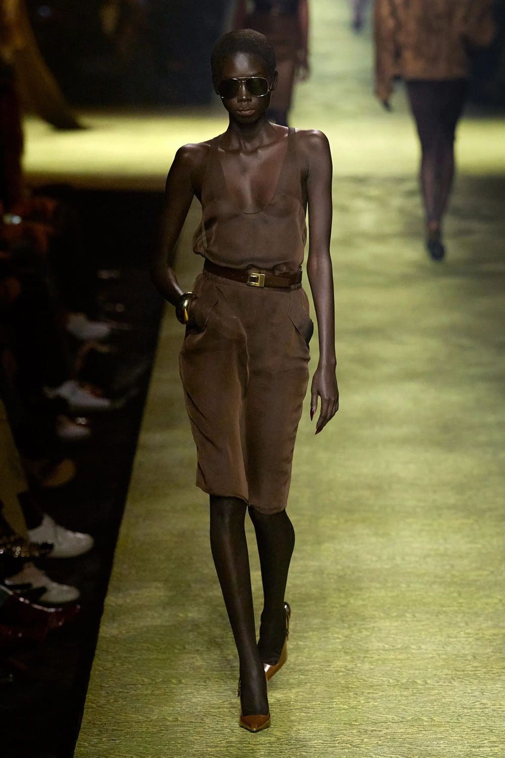 Saint Laurent 秋冬 2023 2024 巴黎 Runway 37杂志