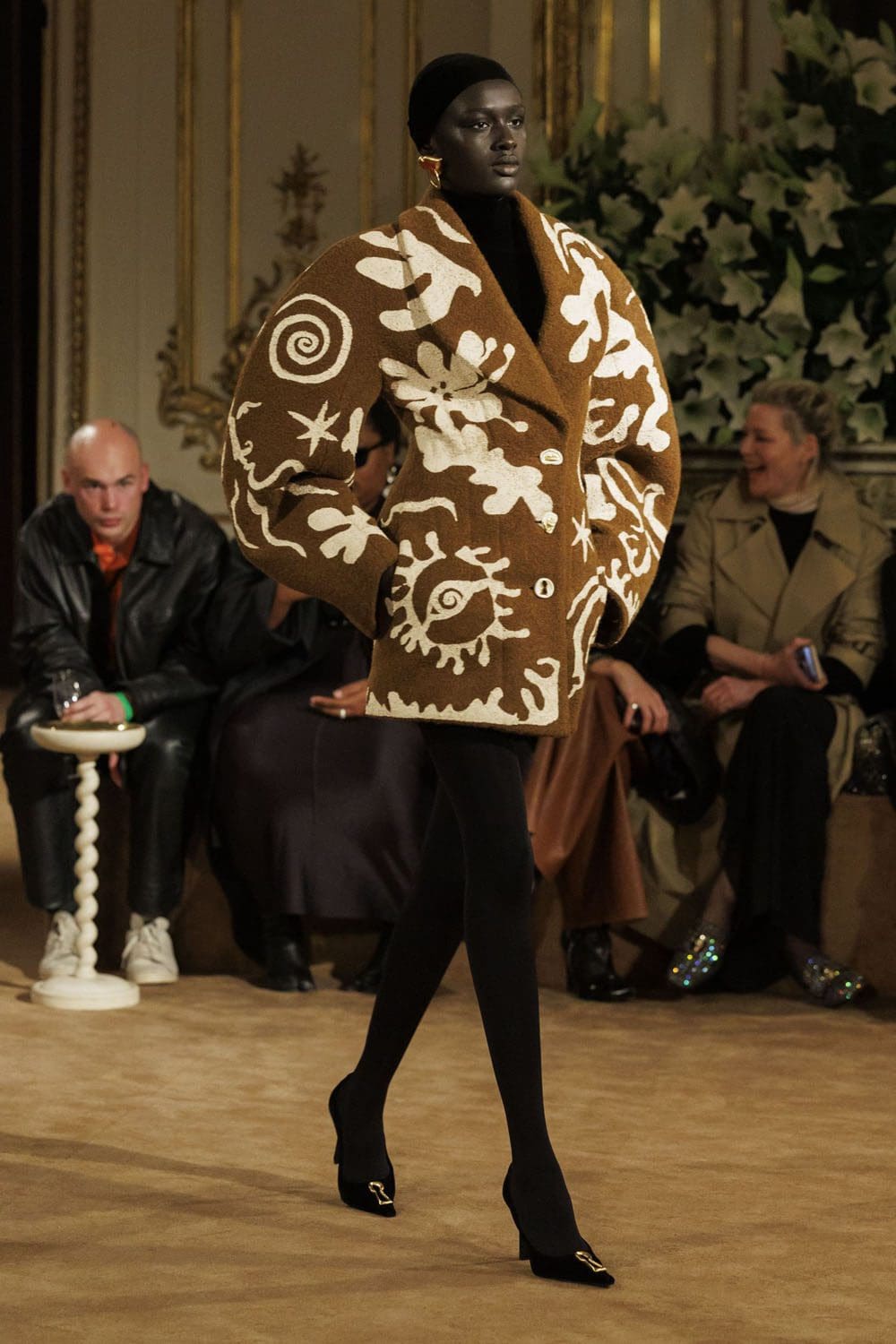 Schiaparelli Automne Hiver 2023 2024 Prêt à Porter Runway Magazine 22