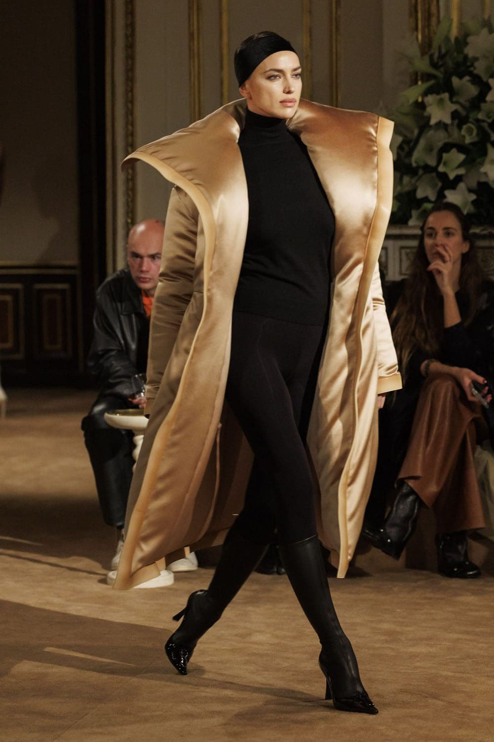 Schiaparelli Automne Hiver 2023 2024 Prêt à Porter Runway Magazine 28