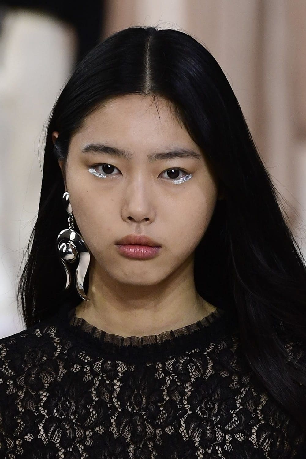 Detalhes do outono de 2023 de Shiatzy Chen Runway Revista 42