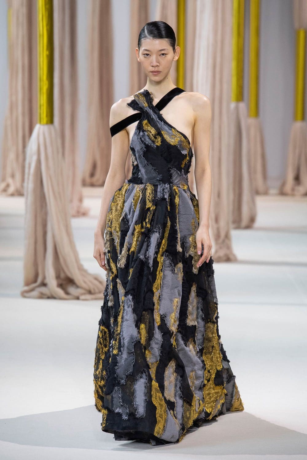 シアジー・チェン 2023年秋冬 2024年 パリ Runway 雑誌55