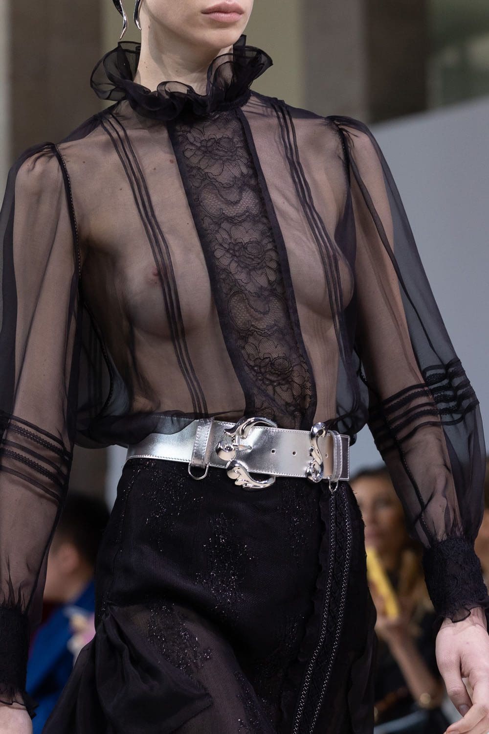 シアジー・チェン 2023年秋冬 2024年 パリ Runway 雑誌67