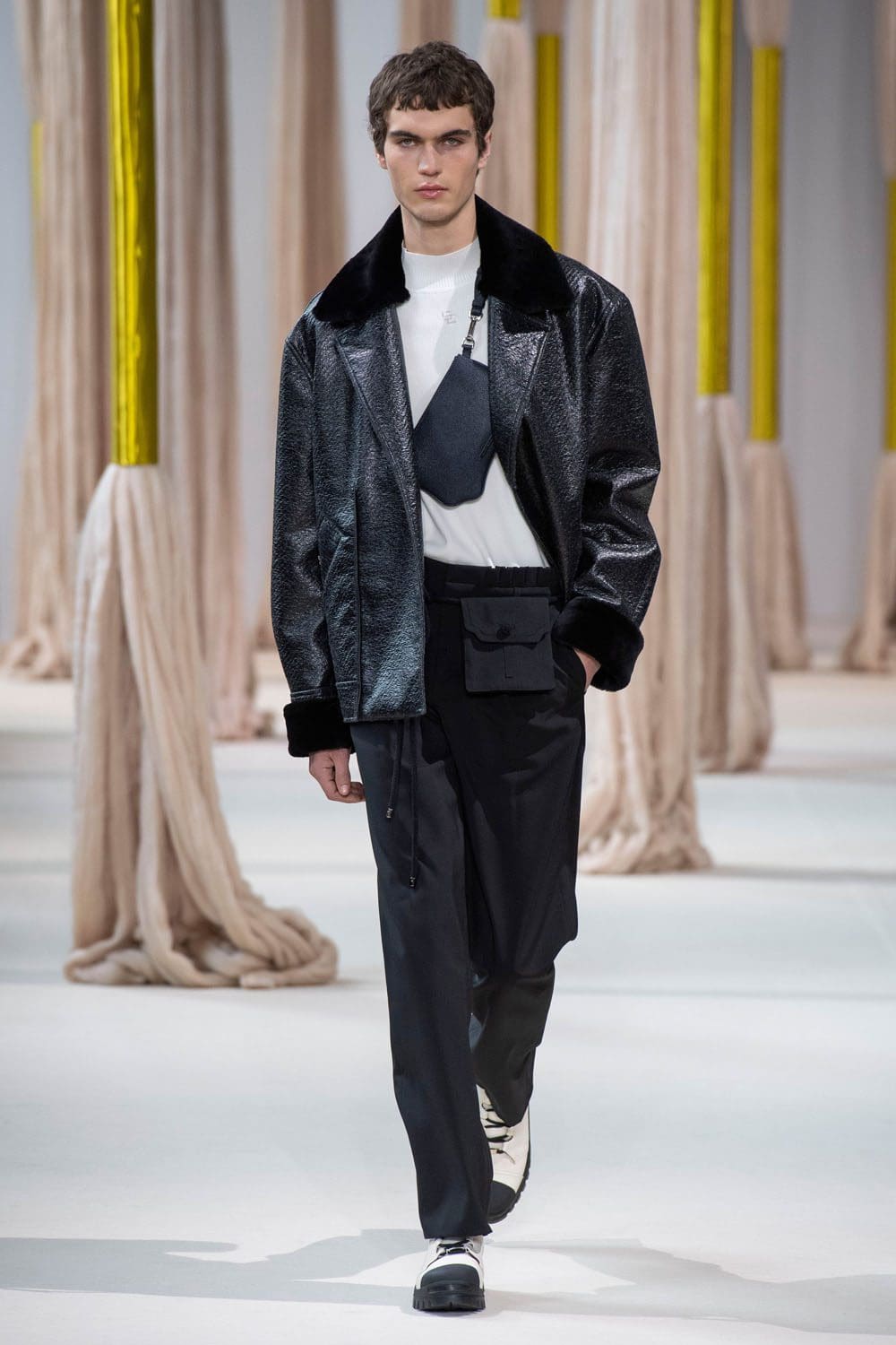 シアジー・チェン 2023年秋冬 2024年 パリ Runway 雑誌9