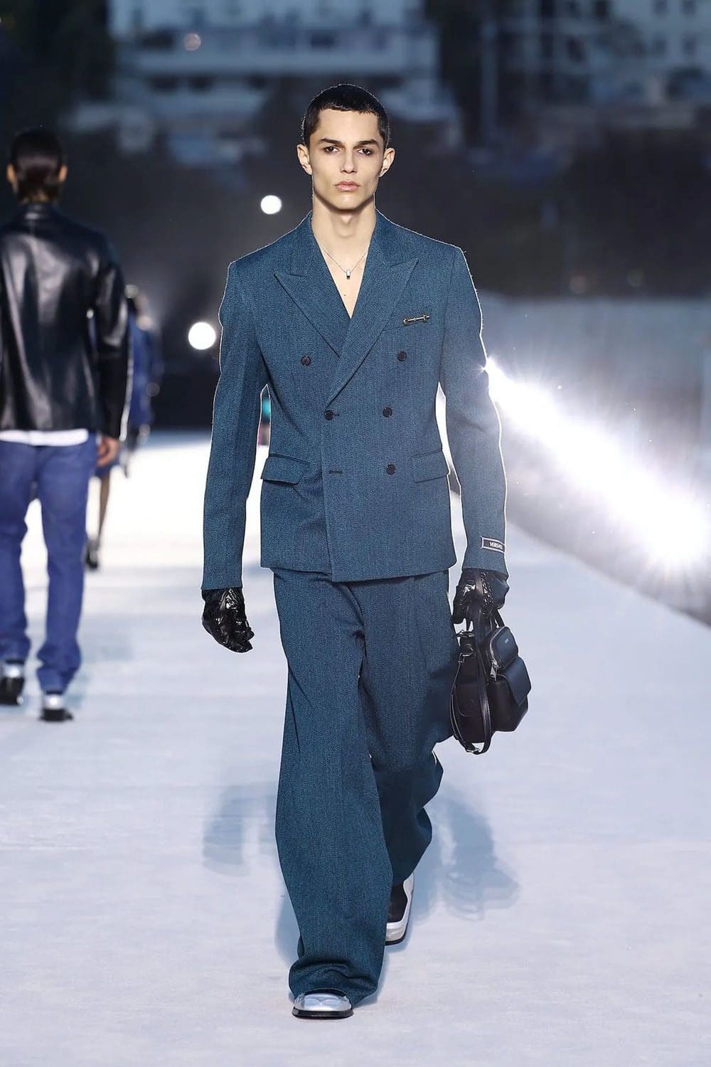 范思哲 2023 秋冬洛杉矶 Runway 68杂志