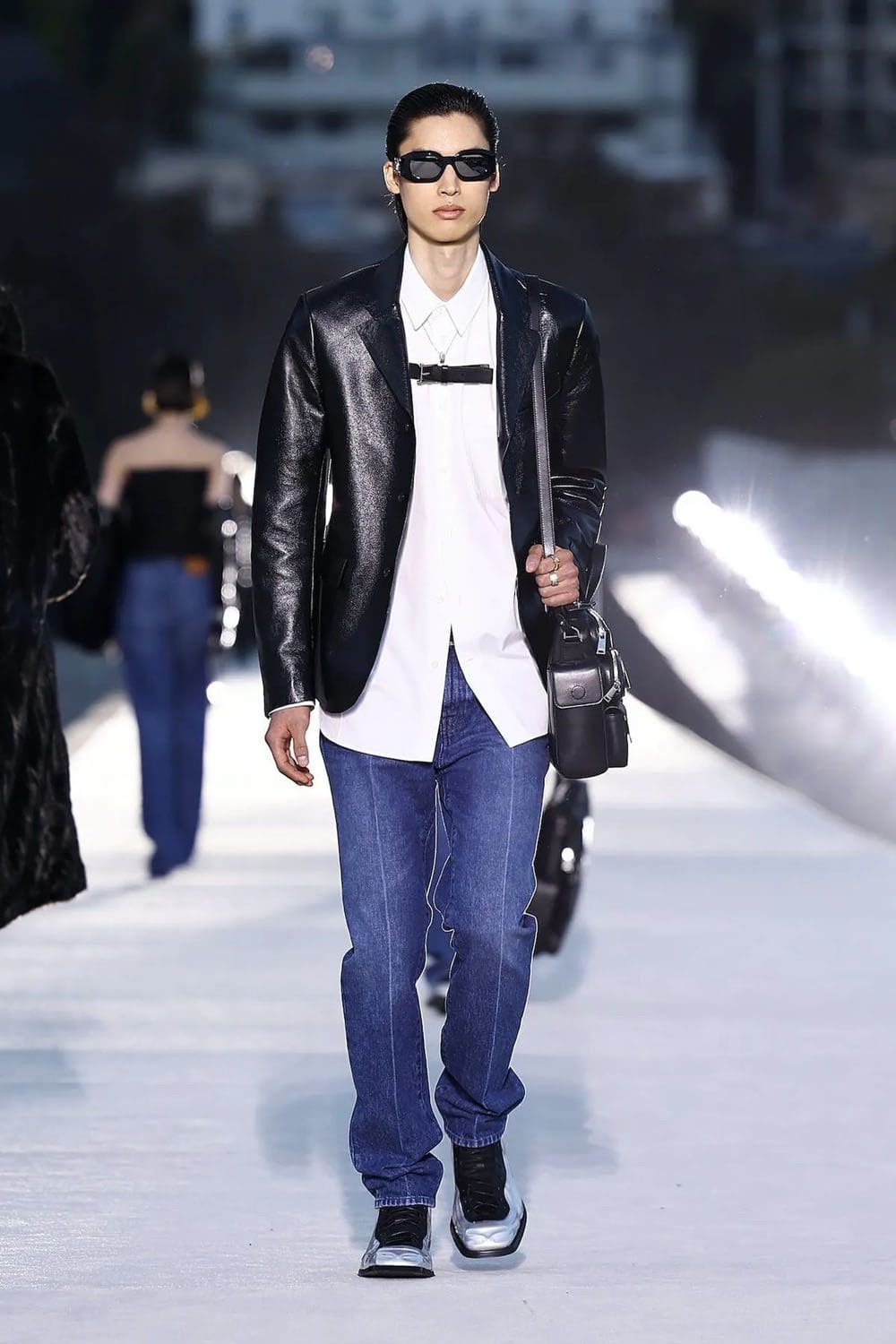 范思哲 2023 秋冬洛杉矶 Runway 70杂志