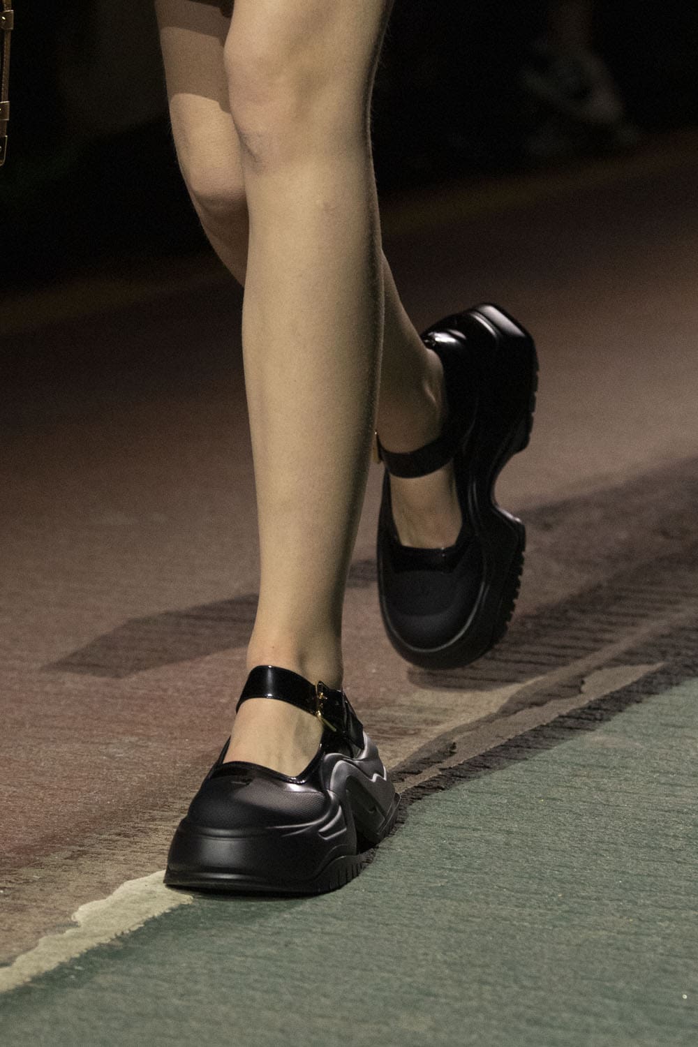 Louis Vuitton Pre Fall 2023 Borse, Scarpe, Dettagli Runway Magazine (19)