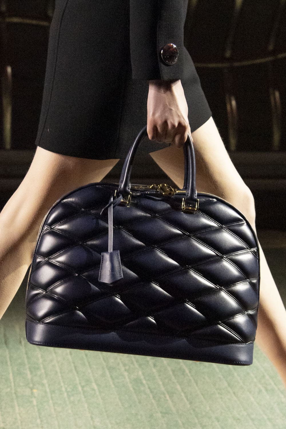 Louis Vuitton Pre Fall 2023 Borse, Scarpe, Dettagli Runway Magazine (51)