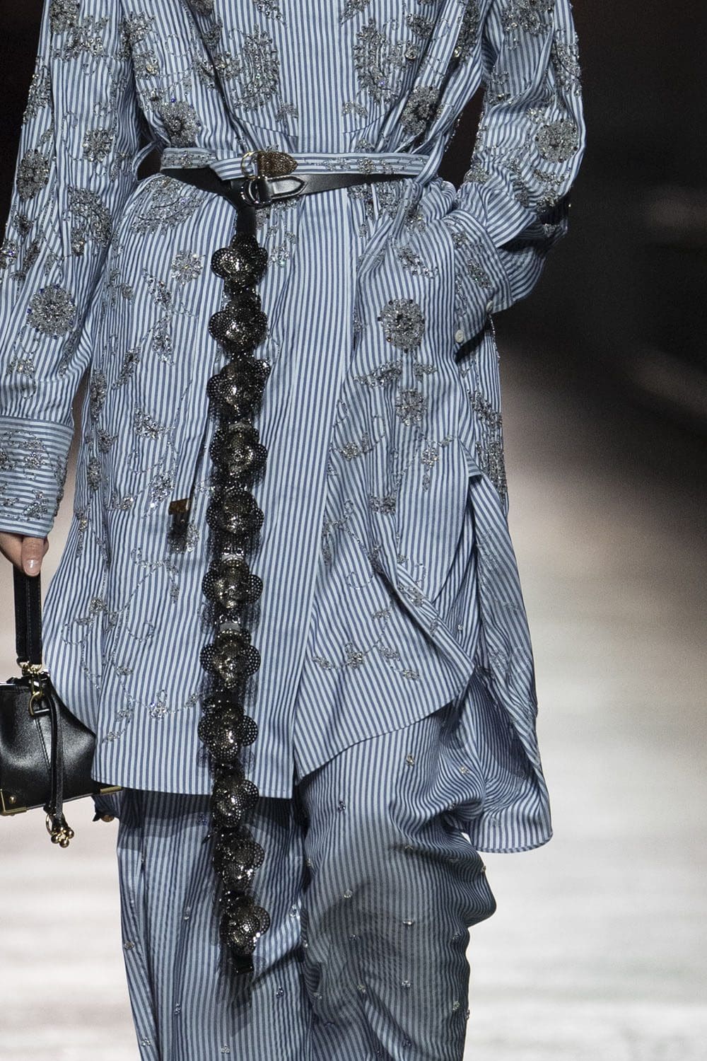 Louis Vuitton Pre Fall 2023 Borse, Scarpe, Dettagli Runway Magazine (9)
