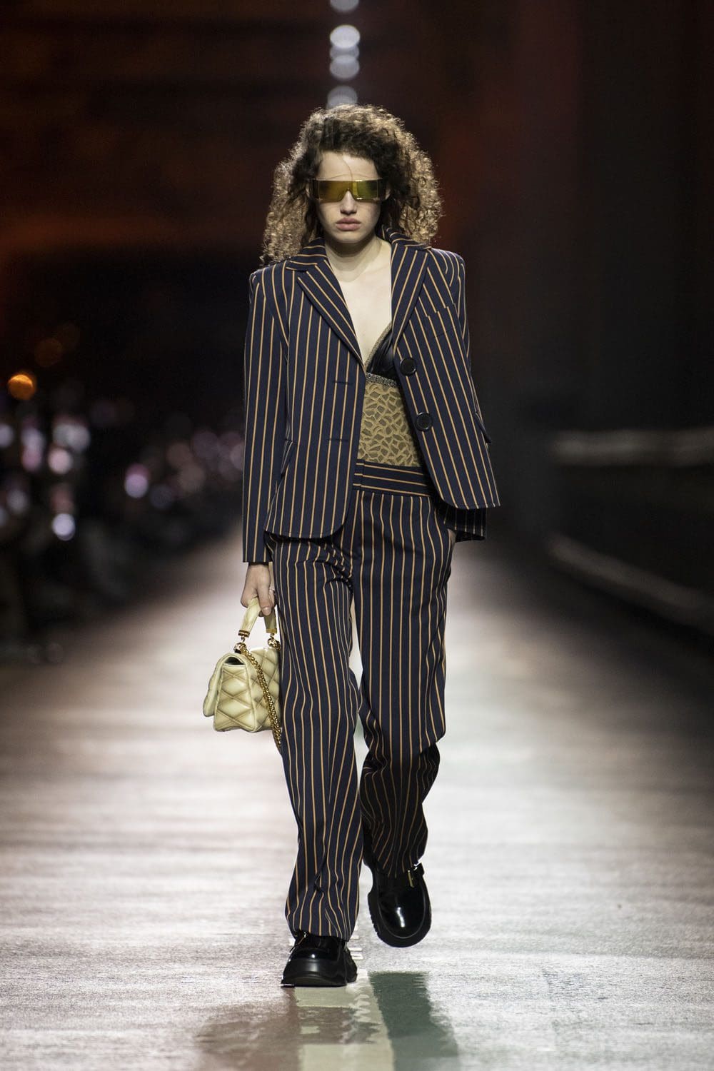 Louis Vuitton Pre Fall 2023 Seoul Runway Magazine (2)