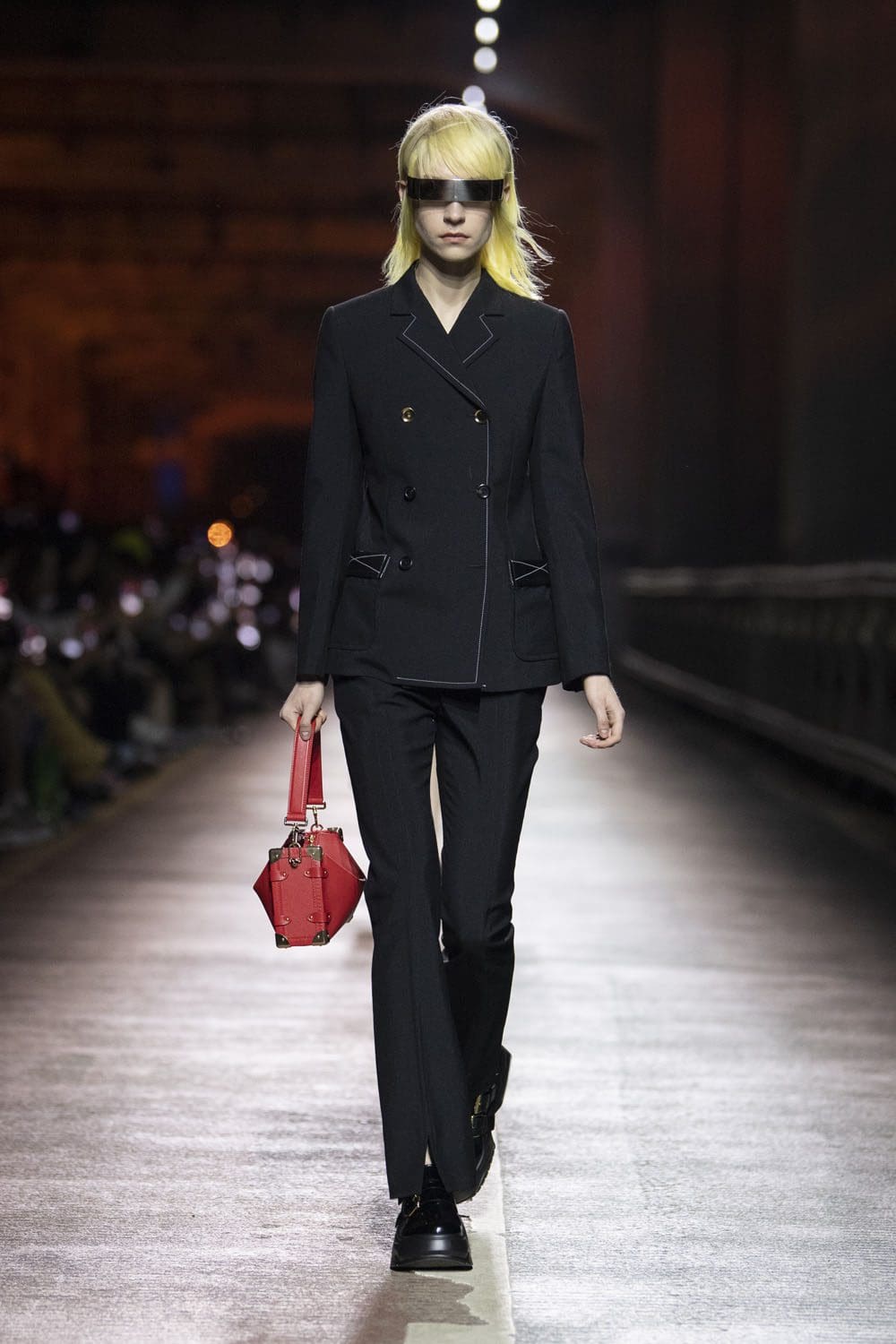 Louis Vuitton Pre Fall 2023 Seoul Runway Magazine (22)