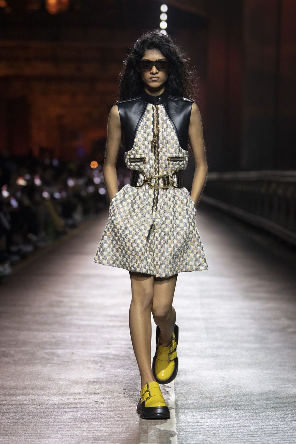 Louis Vuitton Pre Fall 2023 Seoul Runway Magazine (28)