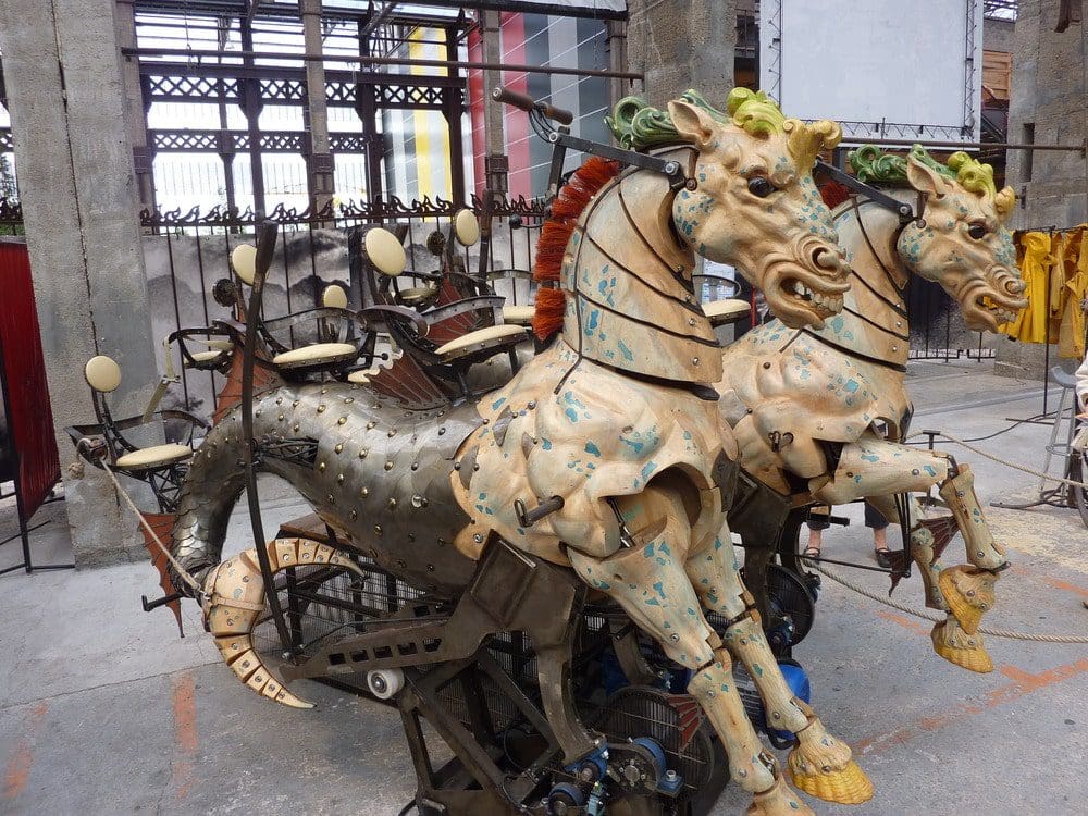 Runway-Magazine-Les-Machines-Nantes-Francois-Delaroziere-steampunk-mecanics-fashion-seahours