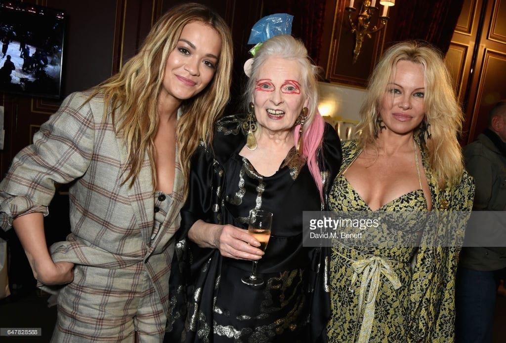 Vivienne_Westwood_fall_winter_2017_2018_Paris_Fashion_Week_Runway_Revista VIVIENNE WESTWOOD Otoño Invierno 2017-2018