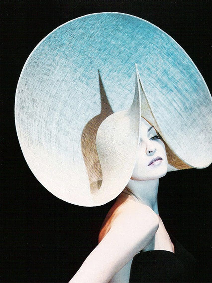 philip-treacy-hat-art-eleonora-de-gray-runway-magazine